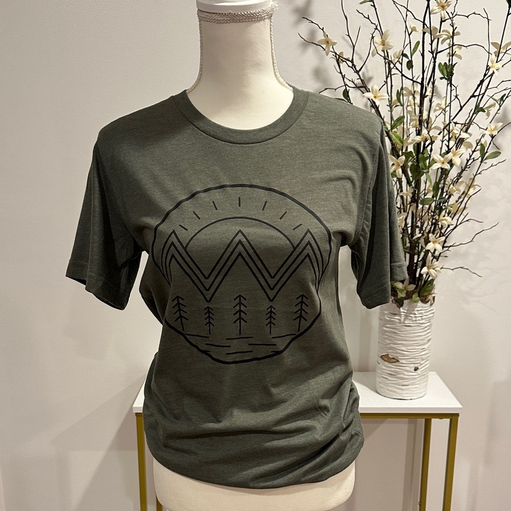 NWT Graphic T-Shirt